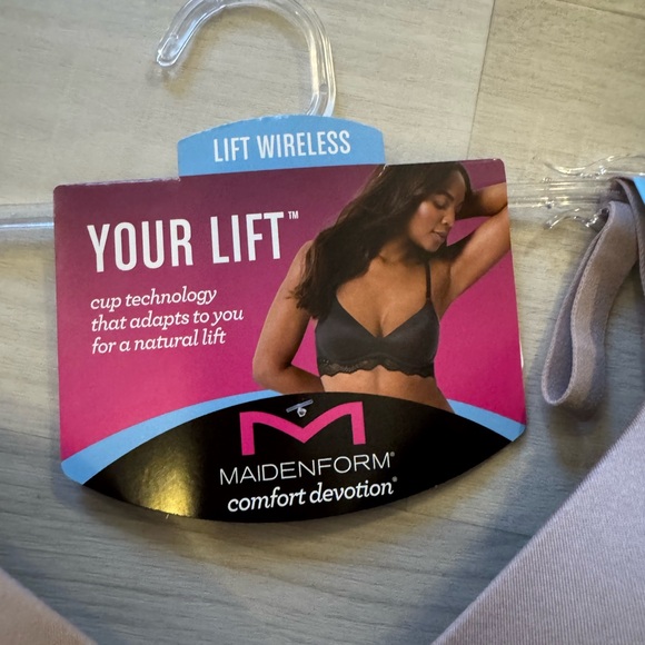 Maidenform Cream Wireless Bra - Picture 2 of 5